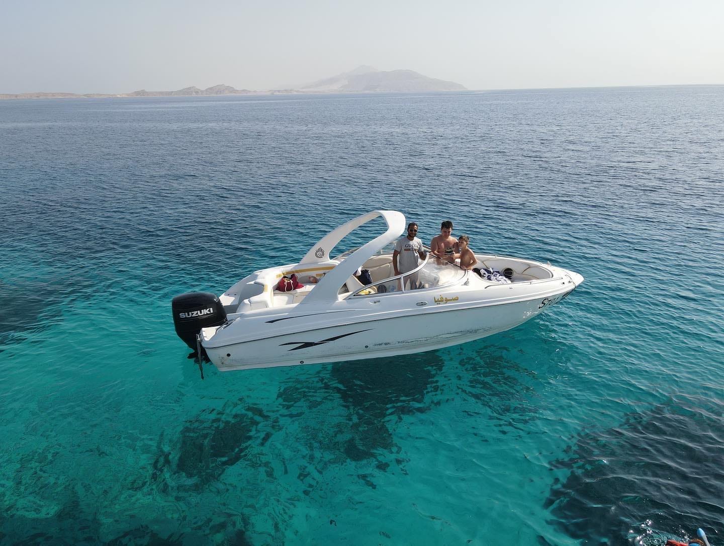 Private Speedboat to Tiran Island — Snorkeling & Diving