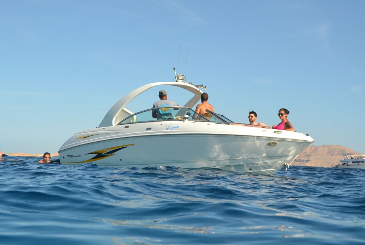Private Speedboat to Tiran Island — Snorkeling & Diving