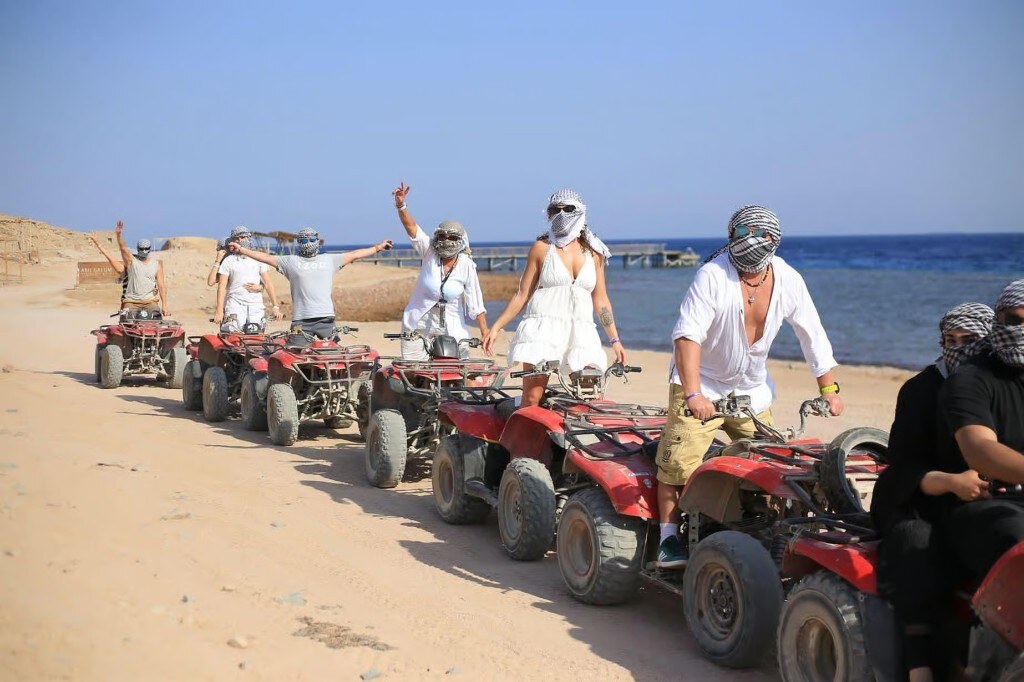 Salama Coloured Canyon, Snorkelling, Camel & Dahab