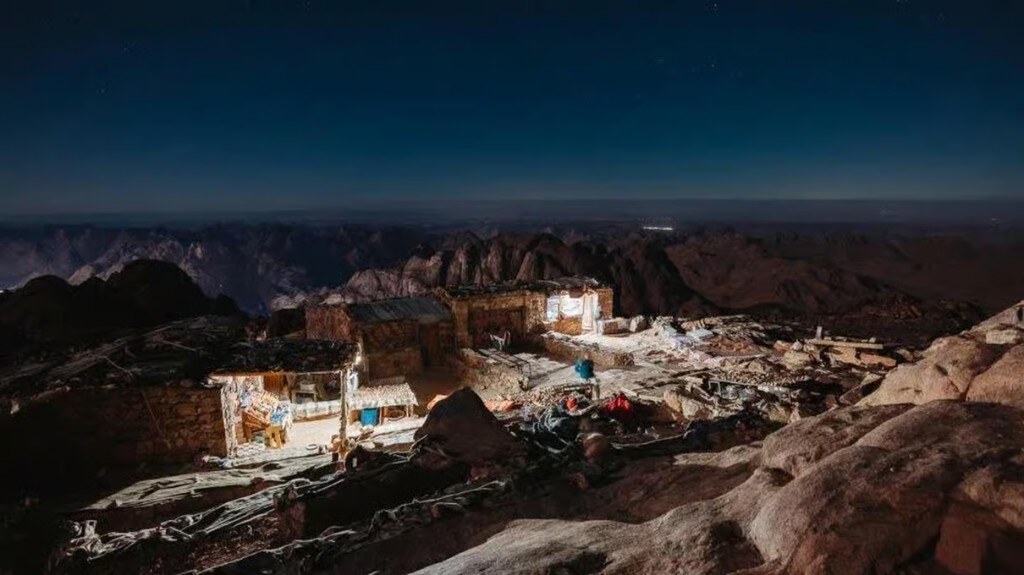 Night rest stop on Mount Moses