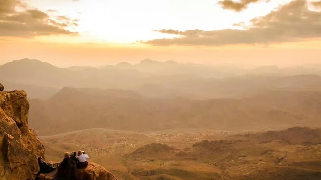 Sunrise from Mount Moses summit
