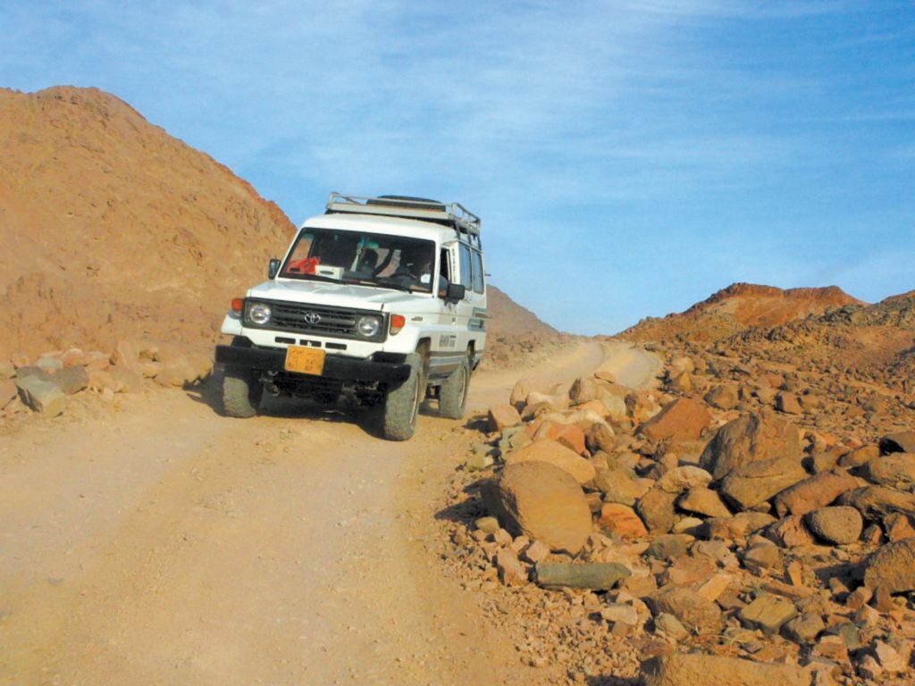 Colored Canyon + Blue Hole Jeep Safari
